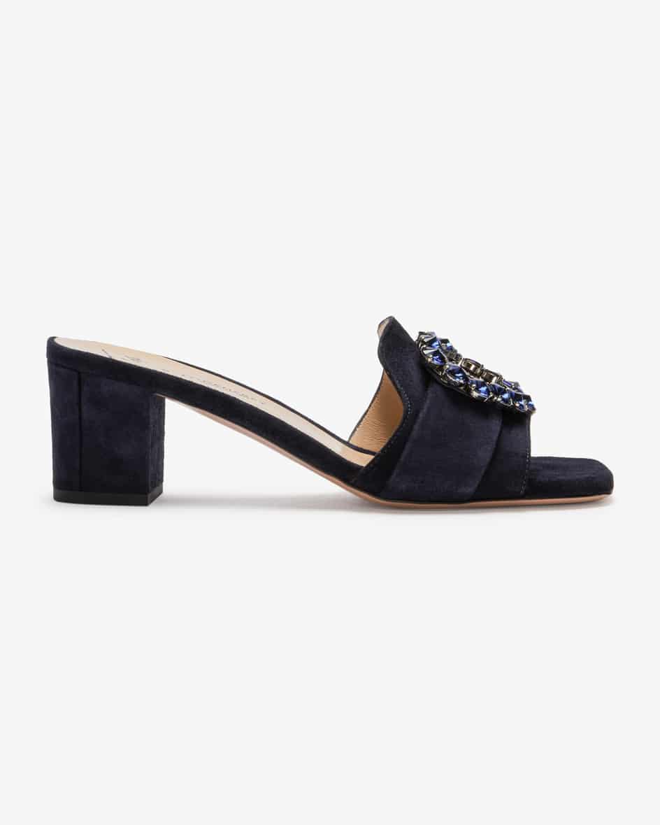 Camoscio Mules für Damen von Festa in Navy. Das Modell erhält durch diehochwertige Veloursleder-Verarbeitung einen edlen Look