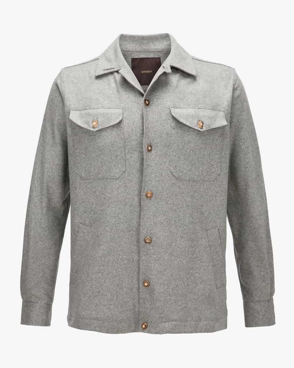 Oslo Cashmere-Trachten-Overshirt für Herren von Windsor in Hellgrau. Tracht mitmodernem Twist – So präsentiert sich dieses Modell dank legerer.... Mehr Details bei Lodenfrey.com!