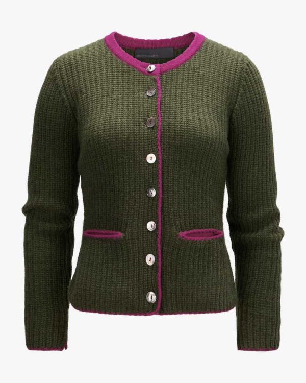 Trachten-Strickjacke für Damen von Pierre Claire in Oliv und Pink. Derhochwertige Merinowoll-Cashmere-Mix verleiht dem taillierten Modell.... Mehr Details bei Lodenfrey.com!