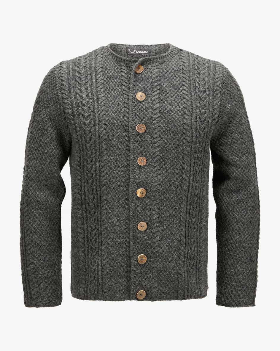 Preber Kornähre Trachten Strickjacke für Herren von Pezzo in Grau. Handarbeitaus Bayern - Dafür steht das traditionelle Trachtenlabel. Auch dieses.... Mehr Details bei Lodenfrey.com!