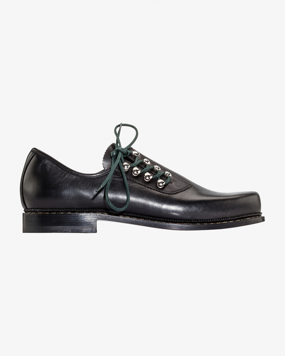 Quirin Haferlschuhe für Herren von Haferl in Schwarz und Dunkelgrün. Das traditionelle Modell überzeugt mit der Verwendung von hochwertigem Leder und.... Mehr Details bei Lodenfrey.com!